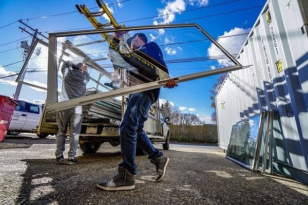 Pose de double vitrage à Uccle par un vitrier professionnel